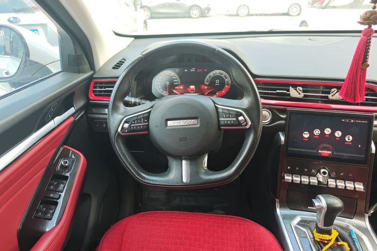 哈弗F5 2018款 1.5T i潮中控内饰13