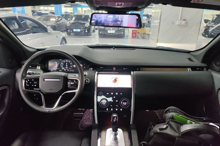 路虎 发现运动版新能源 2022款 改款 P300e 插电式电动混合版中控内饰12