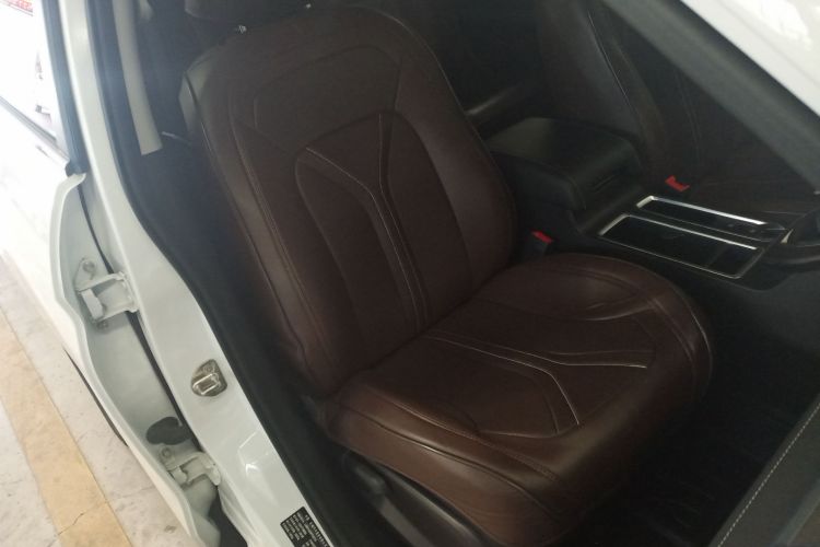 哈弗M6 2023款 PLUS 1.5T 手动精英智联型局部细节41