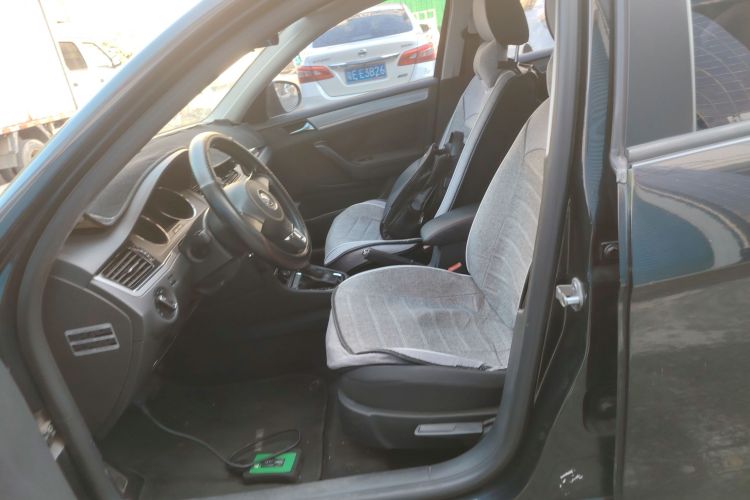 大众 宝来 2015款 质惠版 1.6L 自动时尚型局部细节19