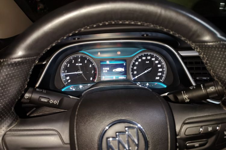 别克 英朗 2016款 15N 自动精英型中控内饰14