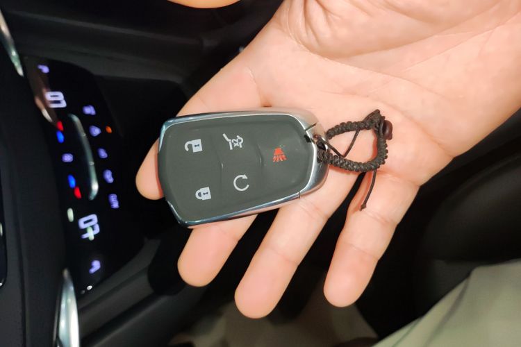 凯迪拉克XT5 2021款 2.0T 两驱豪华型中控内饰7001