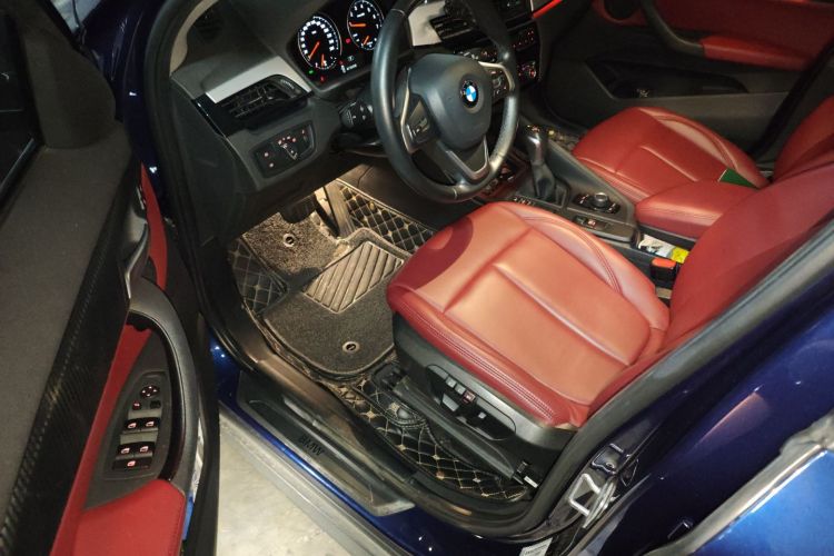 宝马X1 2019款 sDrive20Li 领先型中控内饰7003