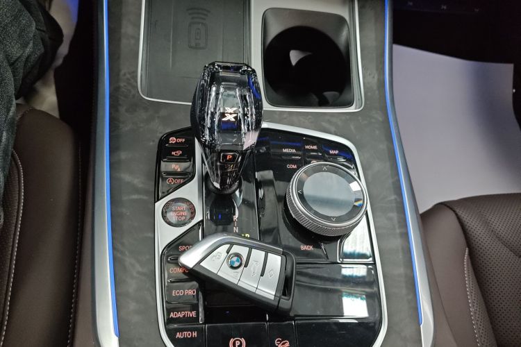 宝马X5 2022款 改款 xDrive 30Li 尊享型M运动套装局部细节18