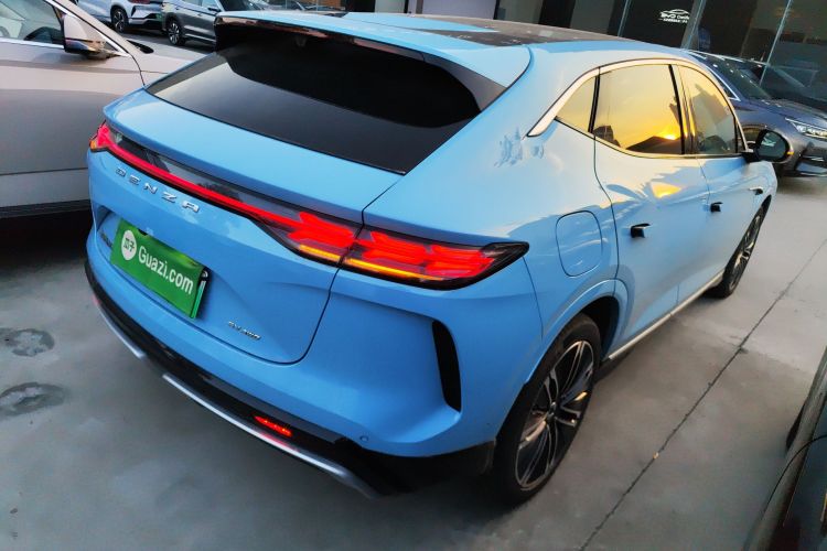 腾势N7 2024款 630 四驱智驾Ultra版车身外观7