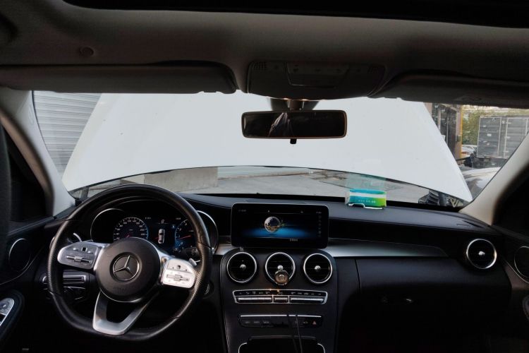 奔驰C级 2020款 C 200 L 时尚型运动版局部细节22