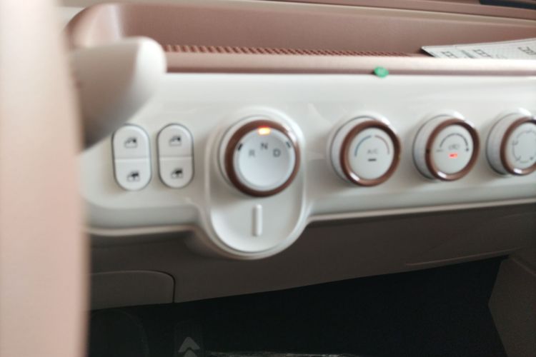 奔腾小马 2026款 222km 萌趣马 Plus中控内饰18