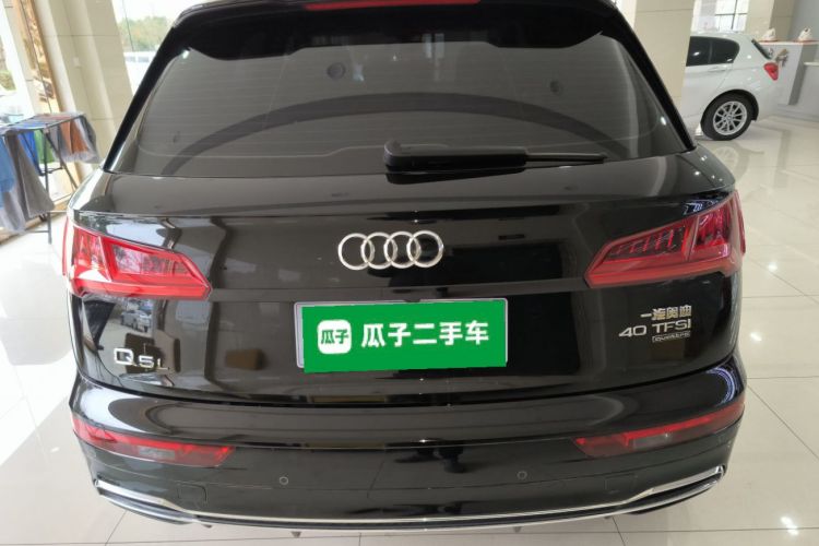 奥迪Q5L 2020款 改款 40 TFSI 荣享时尚型车身外观6
