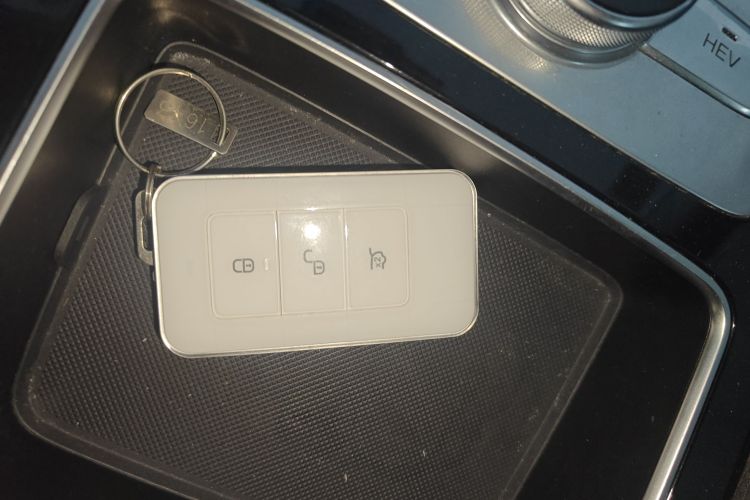 比亚迪 唐新能源 2018款 DM 2.0T 全时四驱智联创世版 7座 国V中控内饰11