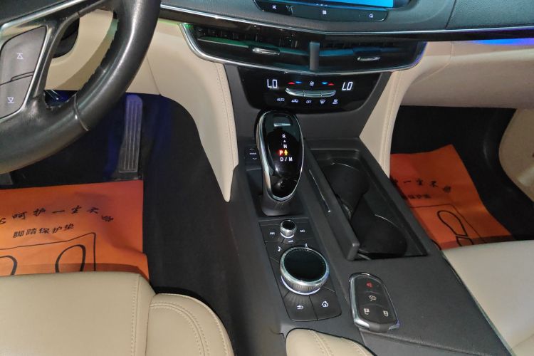 凯迪拉克CT6 2021款 28T 时尚型局部细节18