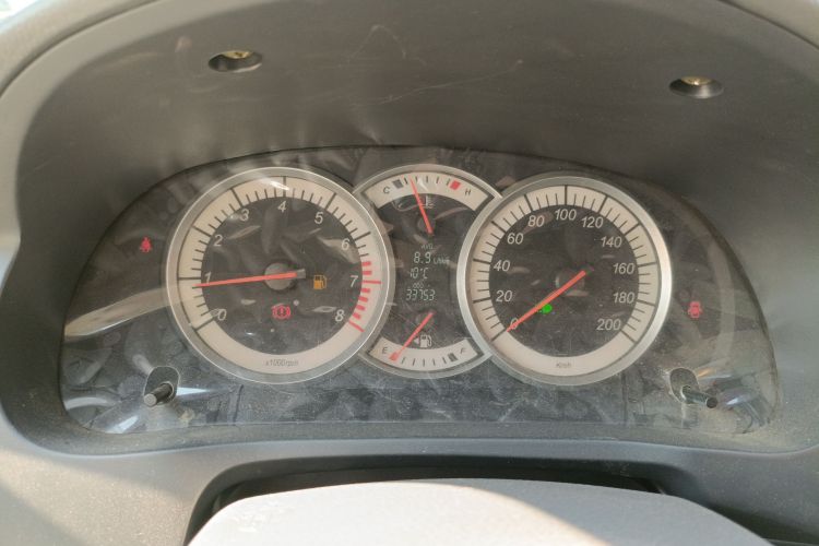 铃木 利亚纳A6 2014款 两厢 1.4L 手动理想型局部细节14