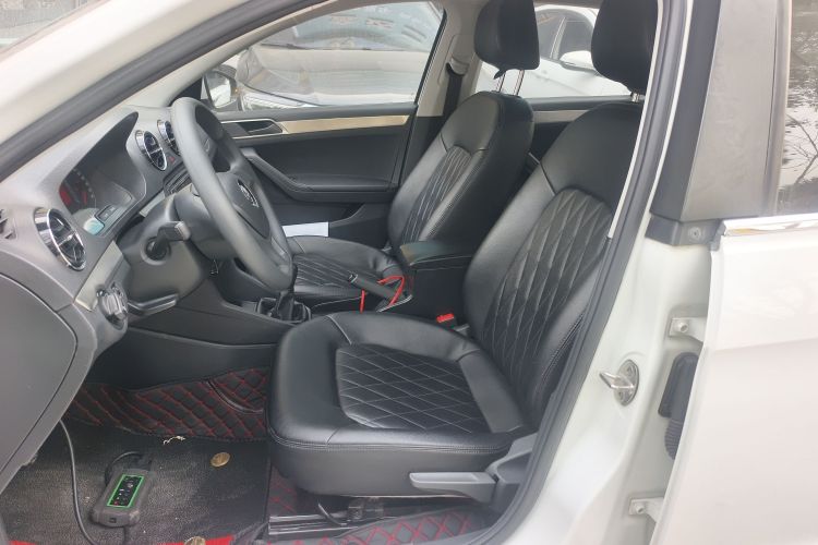 大众 捷达 2019款 梦想版 1.5L 手动时尚型局部细节19