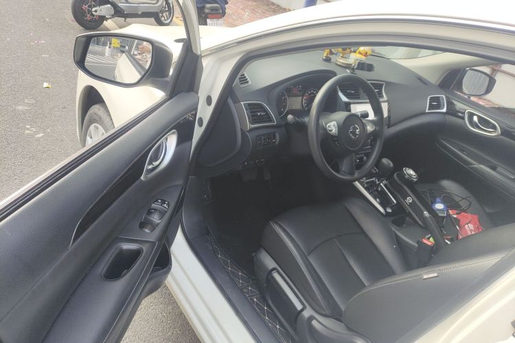 日产 轩逸 2021款 经典 1.6XL CVT豪华版中控内饰20