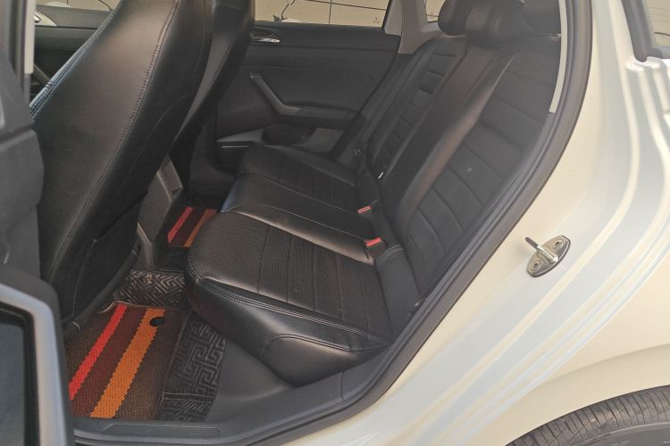 大众 Polo 2019款 Plus 1.5L 自动全景乐享版中控内饰7004