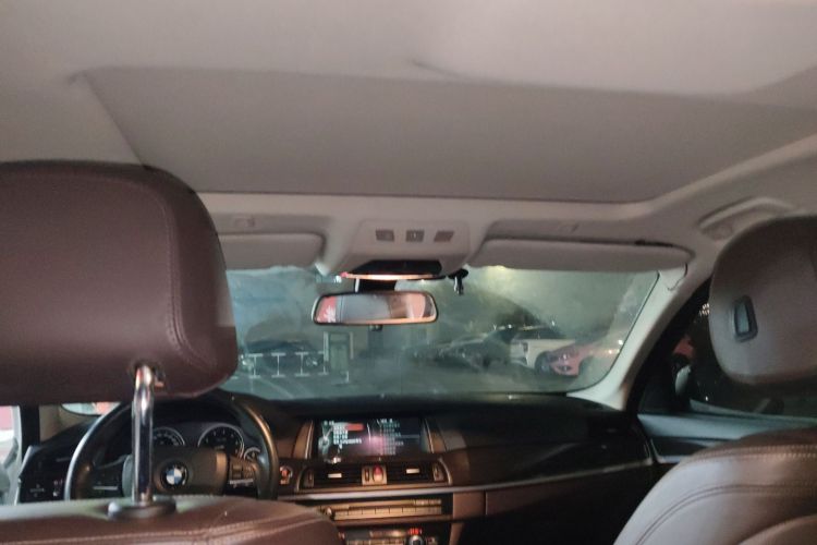 宝马5系 2014款 525Li 豪华设计套装局部细节22