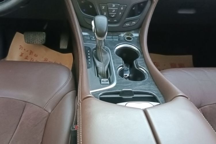 别克 昂科威 2016款 20T 四驱精英型局部细节18