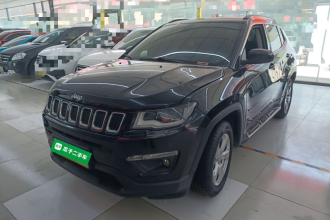 Jeep 指南者 2020款 220T 自动精英版