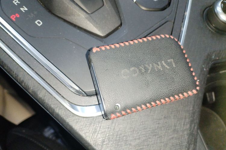 领克01 2021款 2.0TD 两驱型Pro中控内饰11