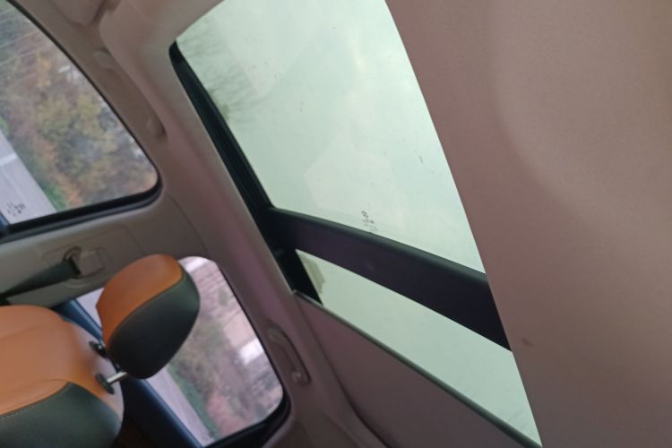 北汽威旺S50 2016款 1.5T 手动欢动精英型中控内饰22