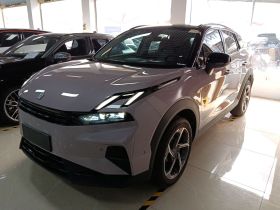 领克06 2025款 Shero 1.5T 紫色特别版