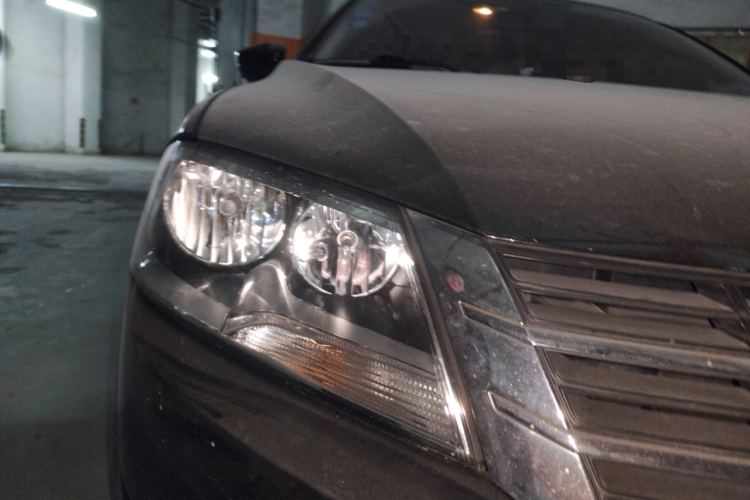 大众 朗逸 2015款 1.6L 自动风尚版车身外观8