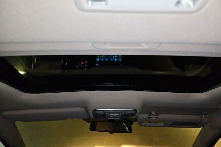 长安 逸动 2018款 XT 1.6L GDI 自动风潮型 国V中控内饰22