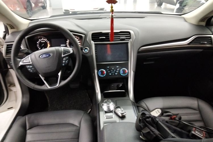 福特 蒙迪欧 2018款 EcoBoost 180 智控时尚型 国VI中控内饰12