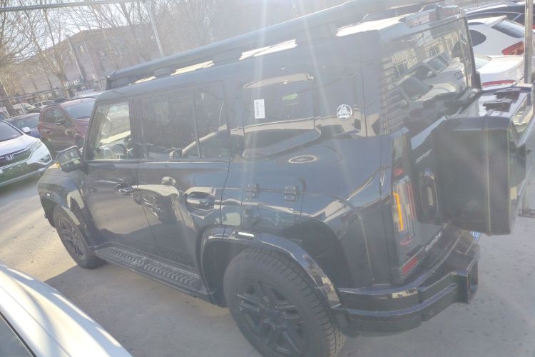 捷途旅行者 2025款 2.0TD DCT 四驱星际卫士车身外观6003