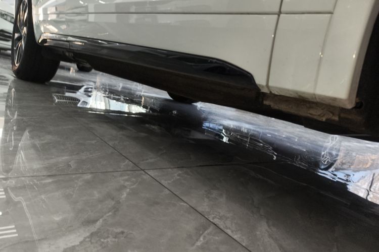 奥迪Q5L 2024款 40 TFSI 豪华动感型局部细节9001