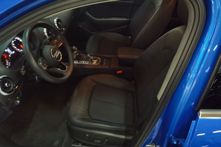 奥迪A3 2020款 Limousine 35 TFSI 时尚型 国VI中控内饰19