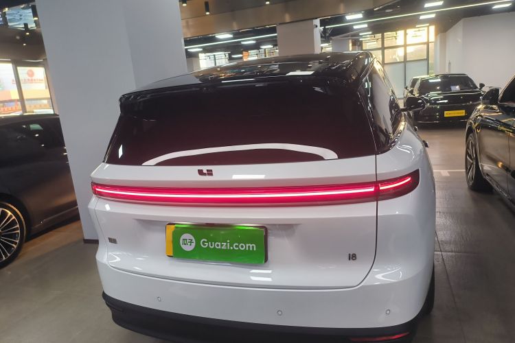 理想汽车 理想i8 2025款 标准版车身外观6