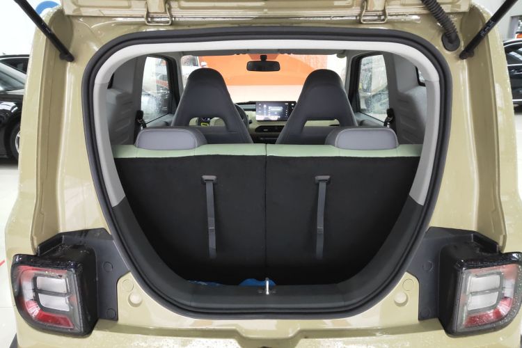 吉利银河 2024款 200km 熊猫骑士局部细节23