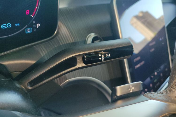 奔驰C级 2022款 C 200 L 运动版中控内饰18