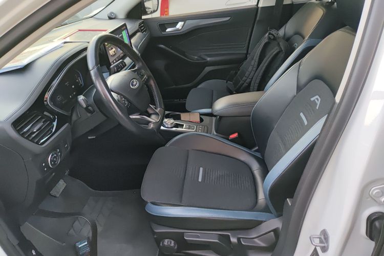 福特 福克斯 2021款 猎装版 EcoBoost 180 自动猎潮型中控内饰19