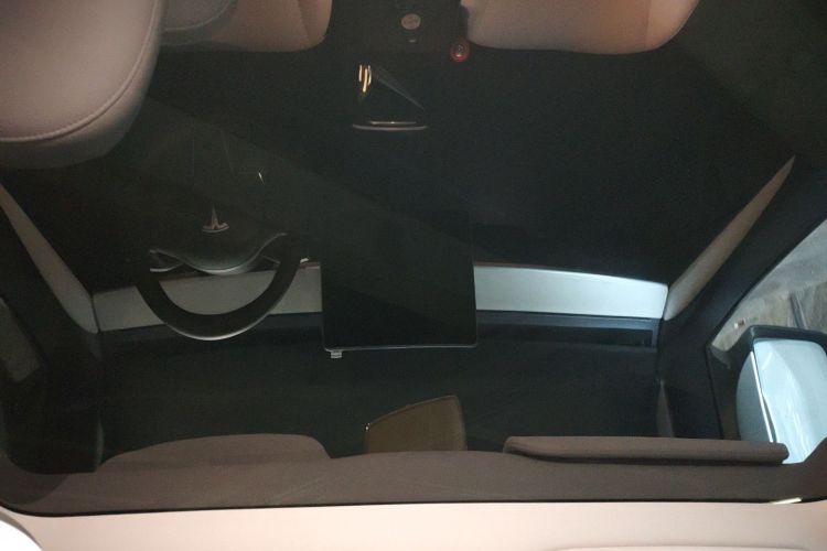 特斯拉 Model Y 2022款 长续航全轮驱动版局部细节22