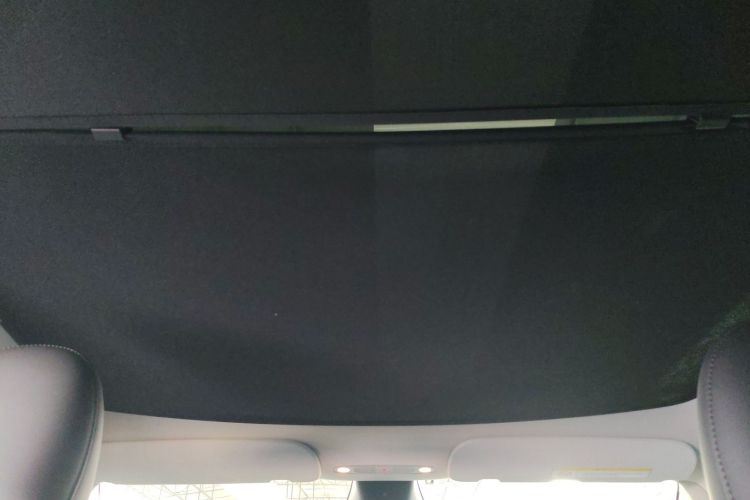 特斯拉 Model Y 2024款 后轮驱动版中控内饰22