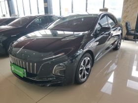 红旗E-QM5 2023款 改款 基础出行版