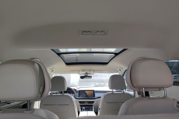 大众 威然 2022款 380TSI 尊贵版中控内饰22