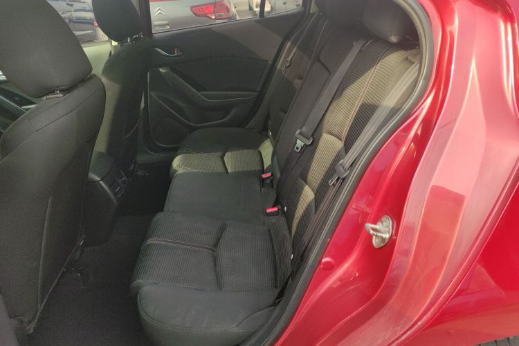 马自达3 昂克赛拉 2017款 两厢 1.5L 自动豪华型 国V中控内饰7004