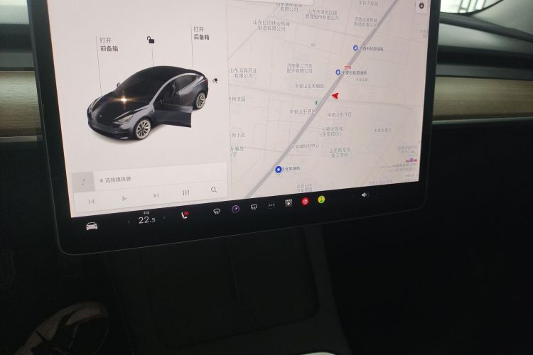 特斯拉 Model 3 2021款 标准续航后驱升级版 3D6中控内饰16