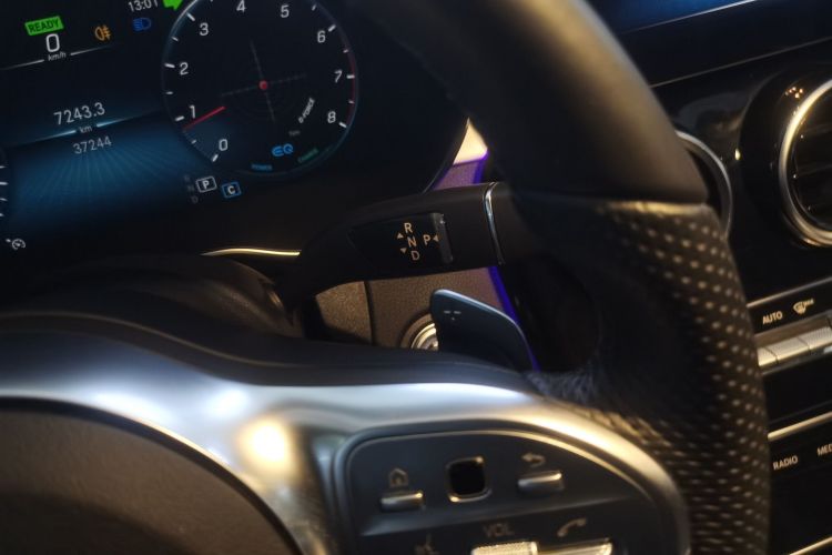 奔驰C级 2021款 C 260 星耀臻藏版中控内饰18