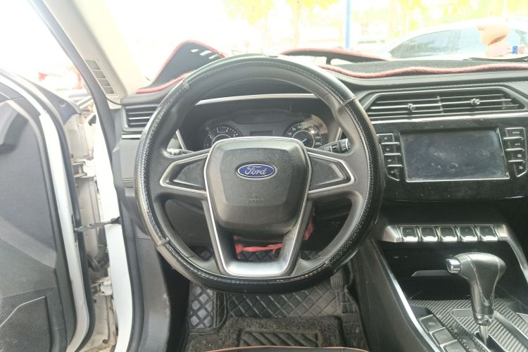 福特 2020款 领界S EcoBoost 145 CVT精领型局部细节13