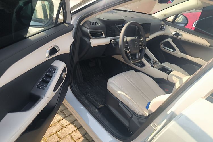 比亚迪 元UP 2024款  401KM 活力版中控内饰20