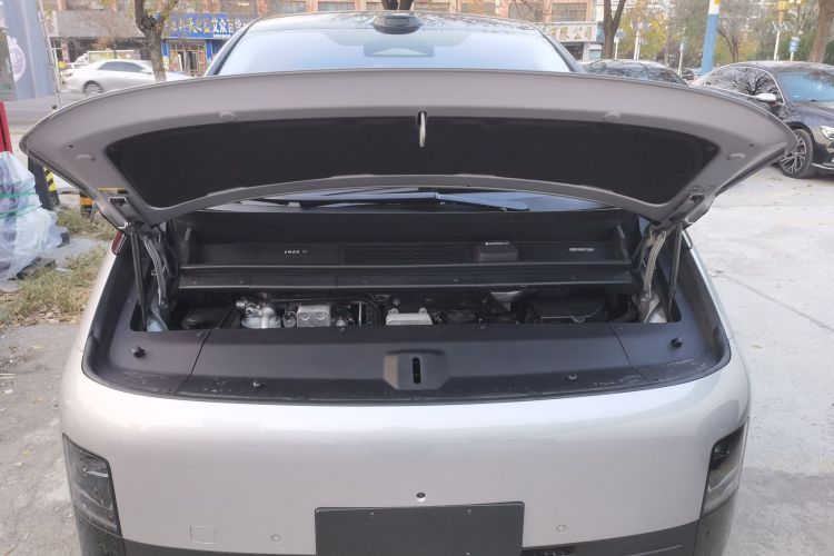 理想汽车 理想MEGA 2025款 Home 家庭特别版局部细节24