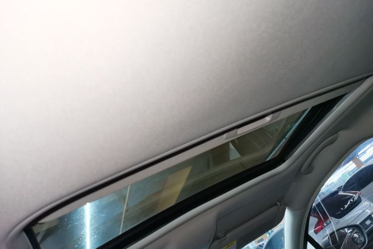 雪铁龙C5 2017款 350THP 自动豪华型局部细节22