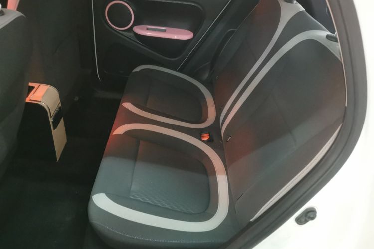 欧拉黑猫 2021款 301km 基础型中控内饰7004