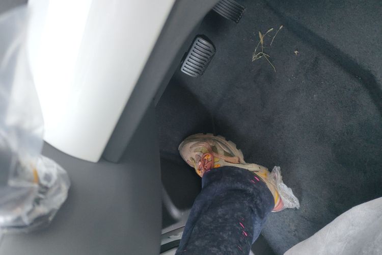 吉利银河 熊猫 2025款 210km 元气熊中控内饰11