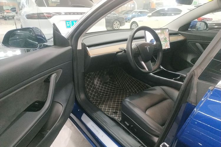 特斯拉 Model 3(进口) 2019款 长续航后驱版中控内饰20