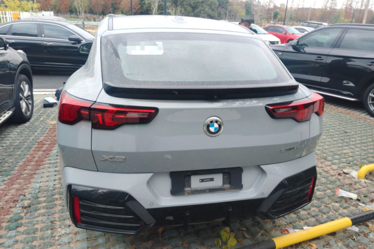 宝马X2(进口) 2024款 sDrive25i M运动套装车身外观6