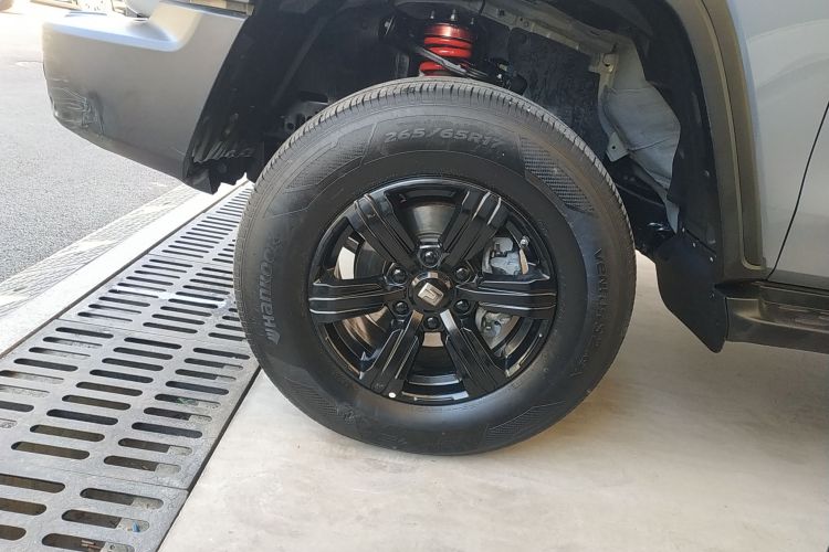 坦克300 2023款 越野版 2.0T 挑战者车身外观6007